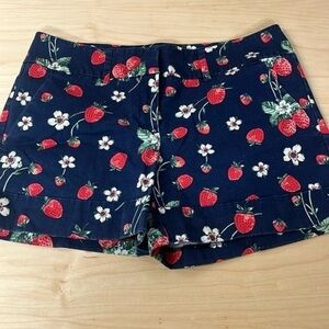 Seventh Avenue‎ design studio New York & Company strawberry themed shorts size 6